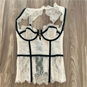 Victoria’s Secret Fashion Show Lace Crystal Corset Bustier 34B